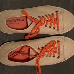 Seavees Authentic California Sneakers